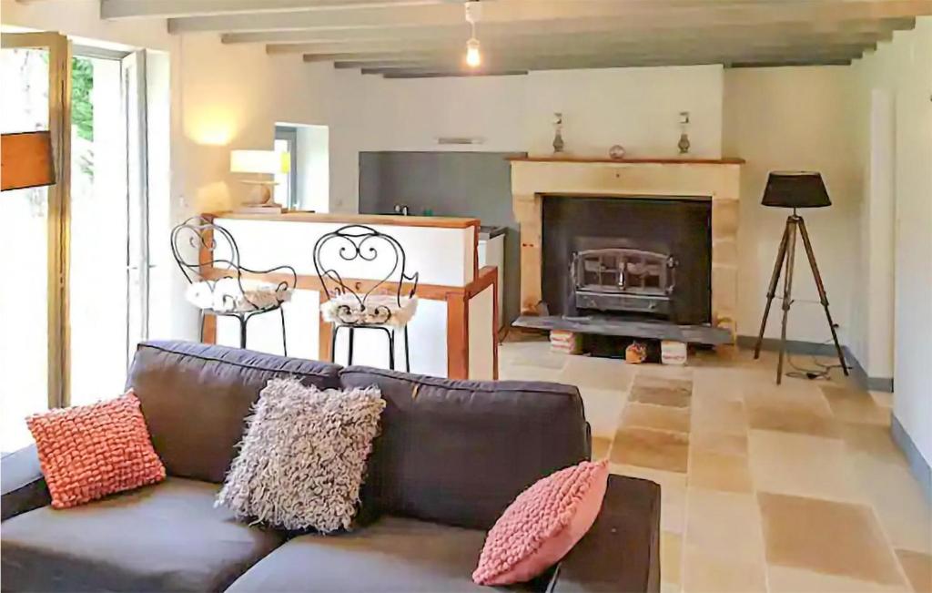 Stunning Apartment In Giscos With Wi-fi photo 4