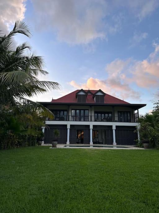 Paradise Villa Eden Island photo 2