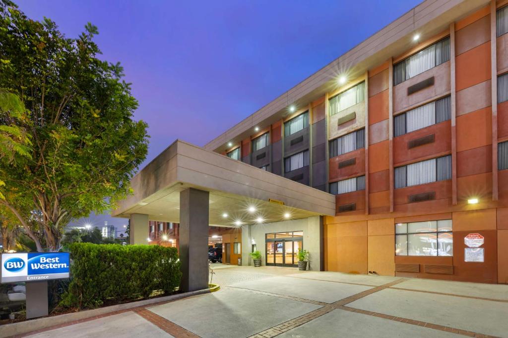 Best Western Los Angeles Worldport Hotel image