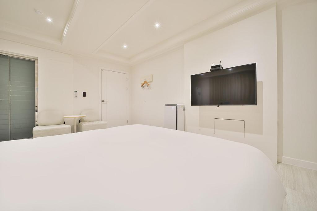 Hotel Yeogiuhtte Gumi Indong 2 photo 4