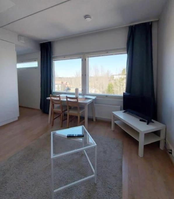 Kotimaailma - Valoisa kalustettu yksiö Espoossa photo 2