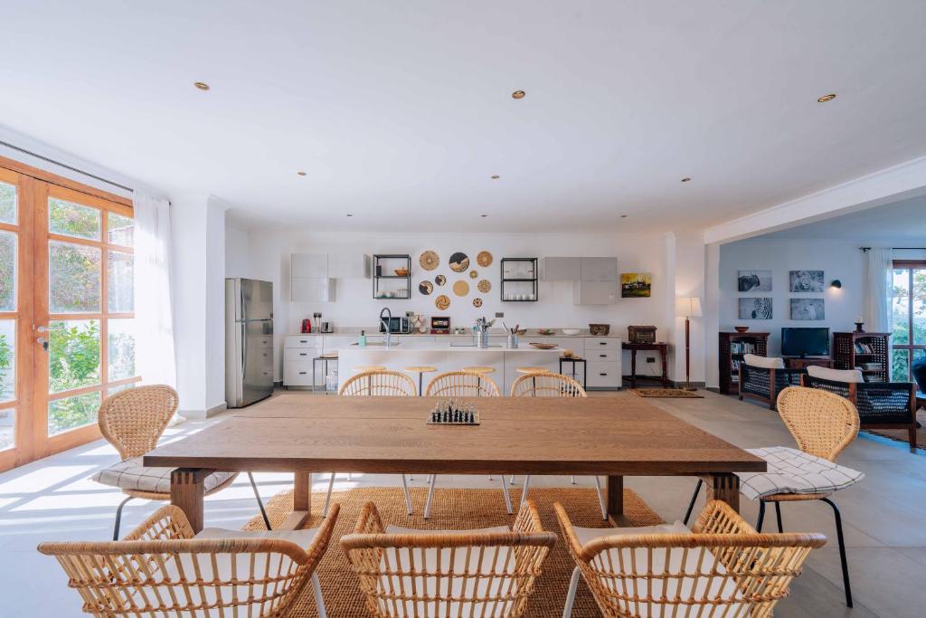Karabai Villa photo 3