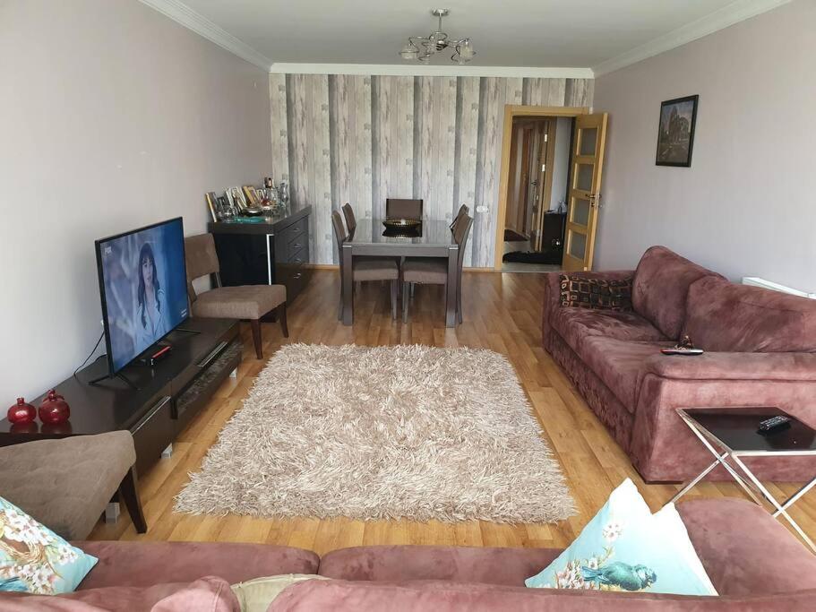 Bostanlı Sahile Yakın 2+1 Daire