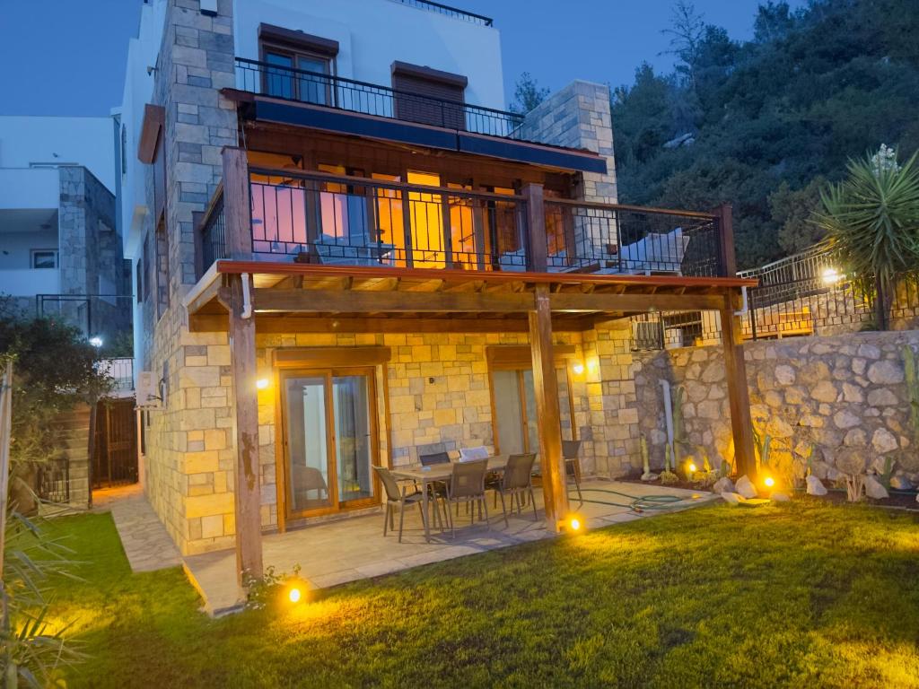 Deniz manzarali tas villa photo 3