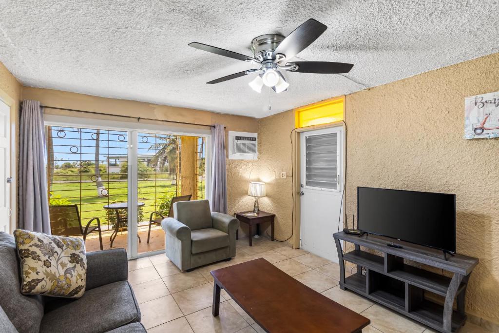 A getaway to a getaway condo