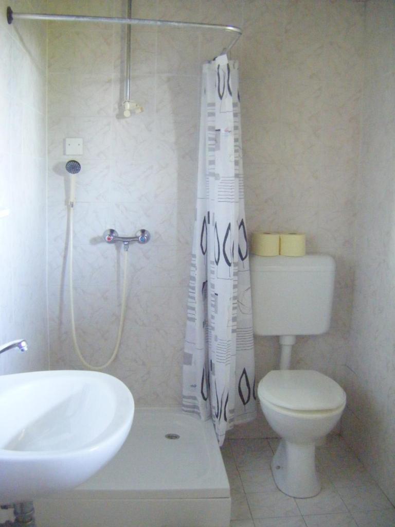 Guest House Kmetija photo 1