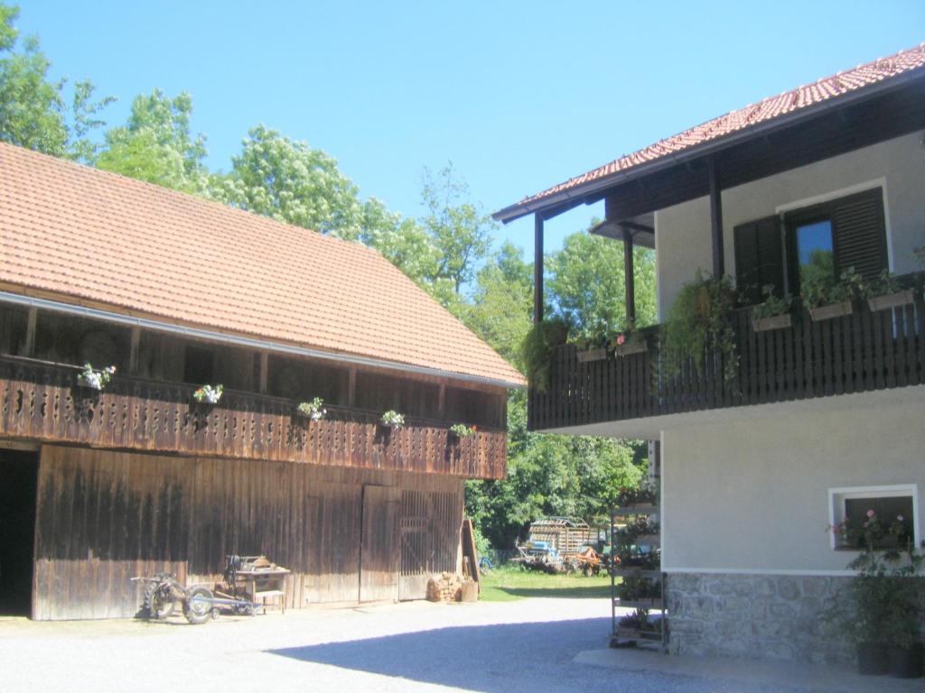 Guest House Kmetija photo 3