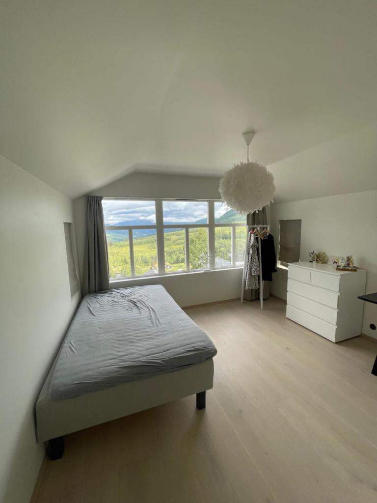Modern cottage photo 3