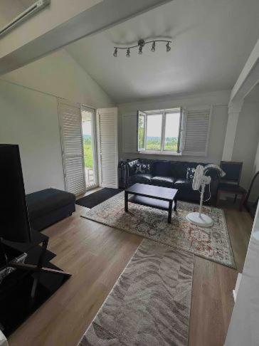 Bradford Luxe Haven photo 4