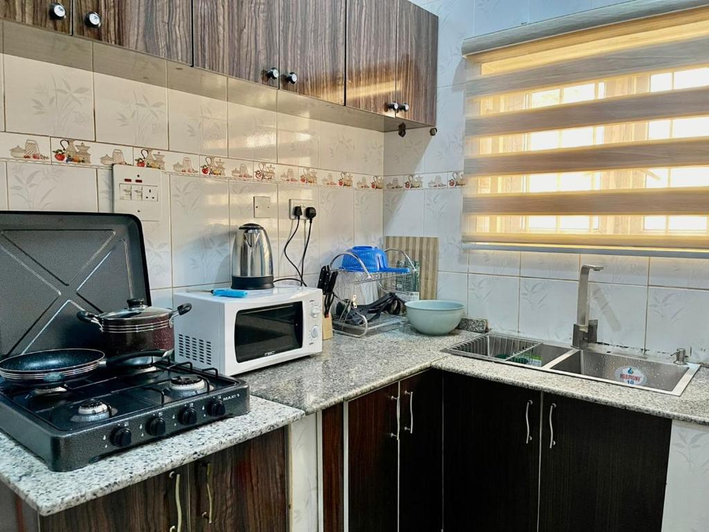 2 bedroom House Air BNB in Lokogoma, Abuja. photo 2