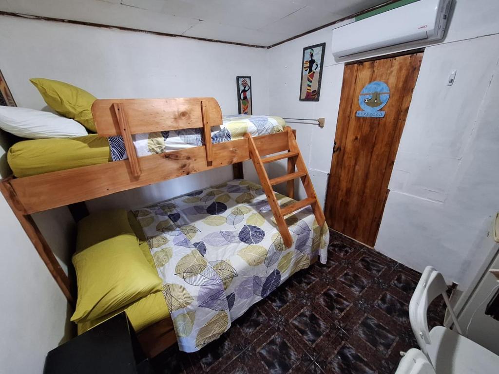 Casa de Chavo - Guest House photo 4