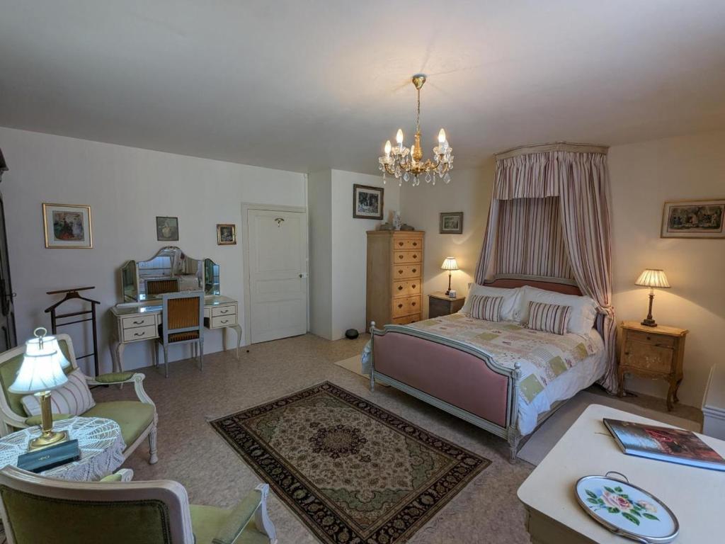 Gîte Abzac, 4 pièces, 4 personnes - FR-1-653-84 photo 1