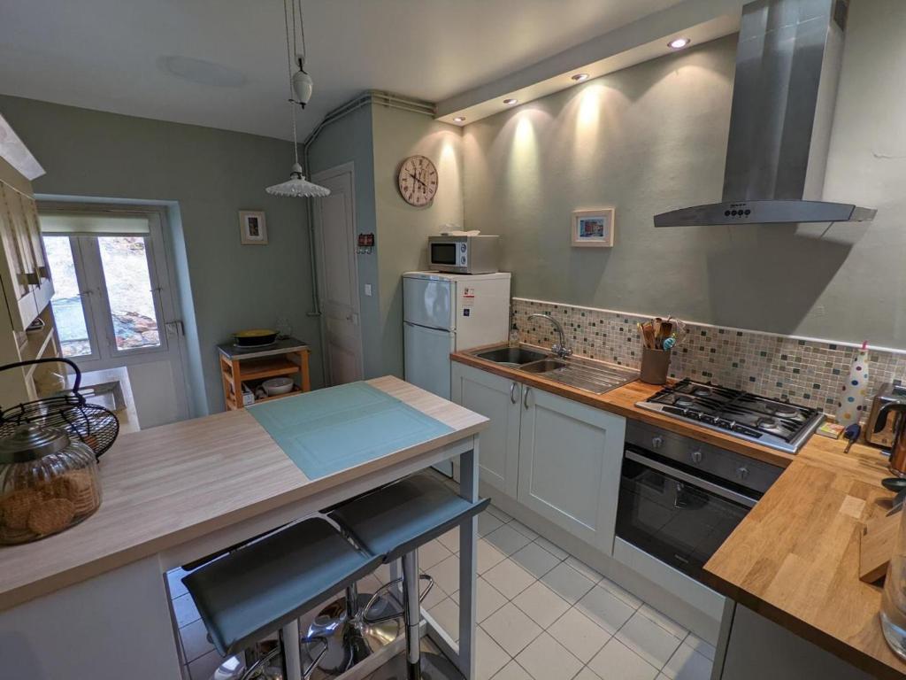 Gîte Abzac, 4 pièces, 4 personnes - FR-1-653-84 photo 2