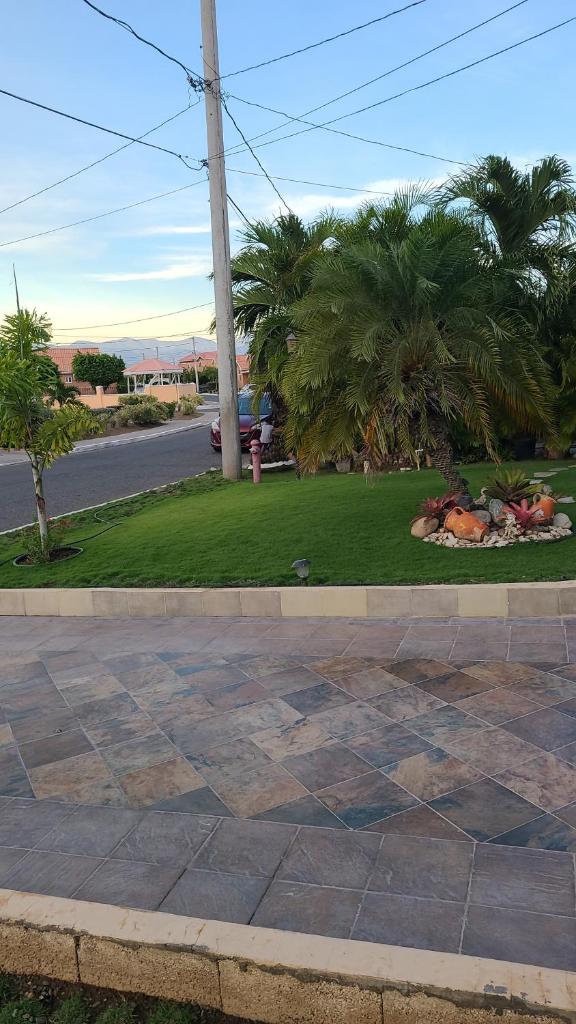 Caribbean Estates, 10 mins from the Beach, Beautiful Gated Community photo 1