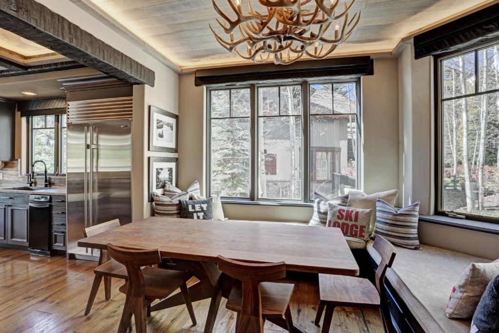 The Arrabelle at Vail Square, a RockResort photo 1