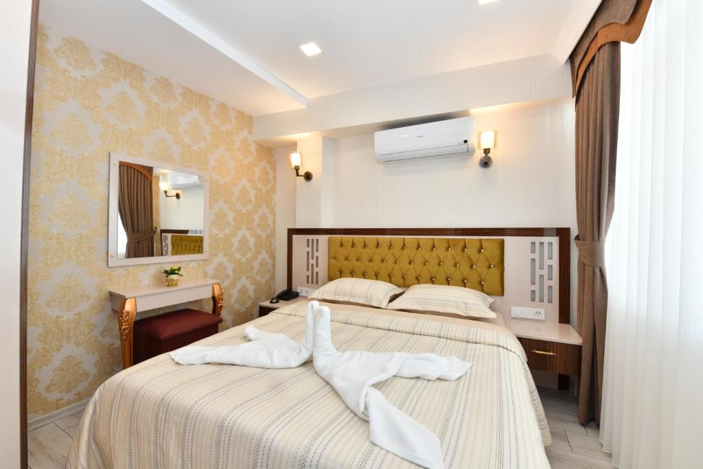 Sea Moon Hotel Room Type - Standard Suite