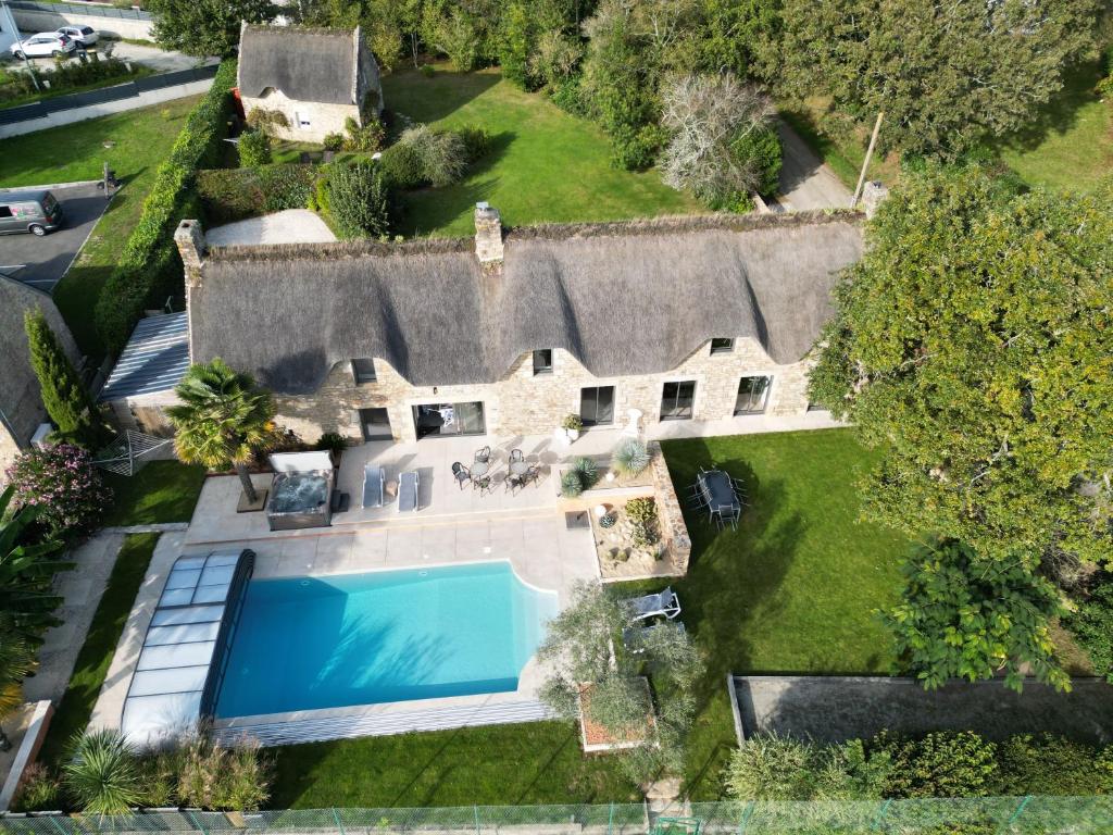 mise au vert 4 étoiles avec piscine,tennis ,spa photo 1