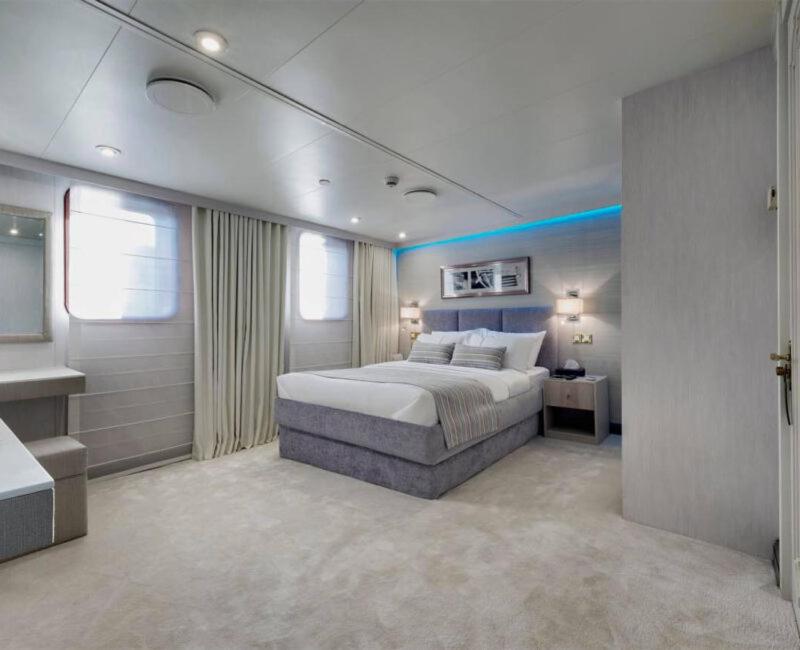 Thai Yacht photo 1