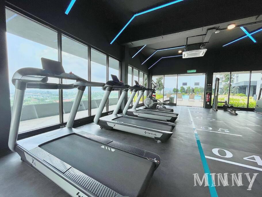 Netizen Balcony View MRT 4-5pax #17 photo 3