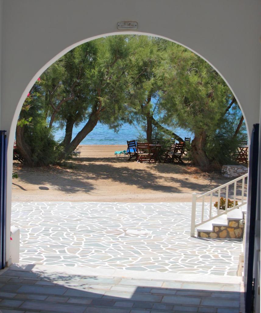 Paros Inn photo 2