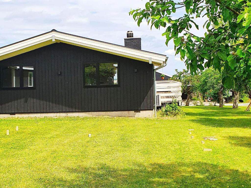 6 person holiday home in Str by photo 2