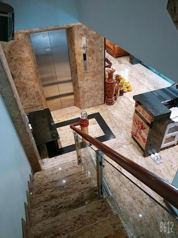 Lê Yên Hotel - 24 Đ. Cầu Bươu - by Bay Luxury