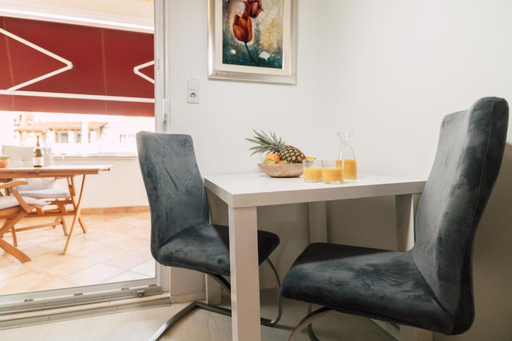 Modern Apartments with Loggia Terrace and Parking photo 3