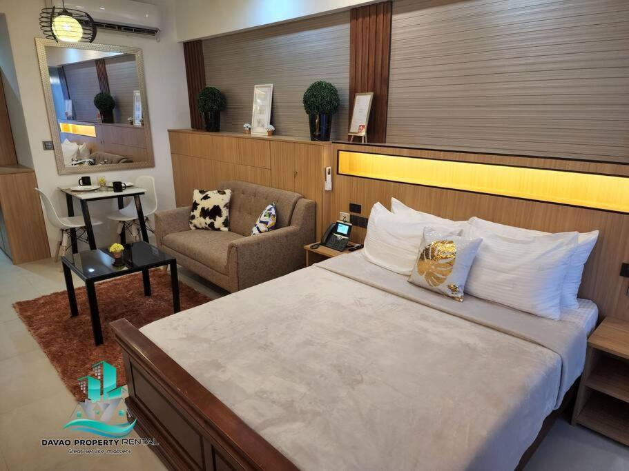 Luxurious Studio Unit w/Queen bed@ Aeon Tower 1733, Davao City