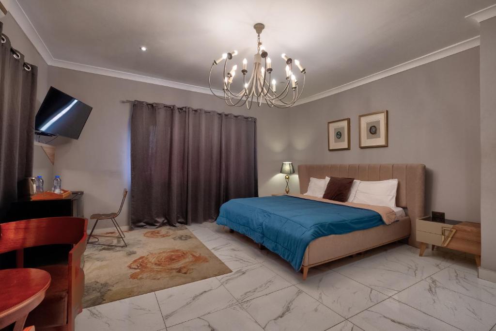 10 bedroom Luxurious Villa photo 2