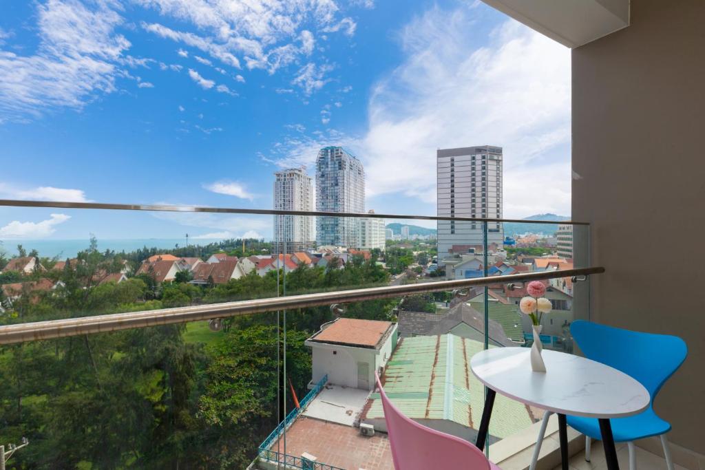 OCEAN HOUSE VUNG TAU VIP The Sóng Luxury 3Beds with Ocean View, Village View - BIG SALE