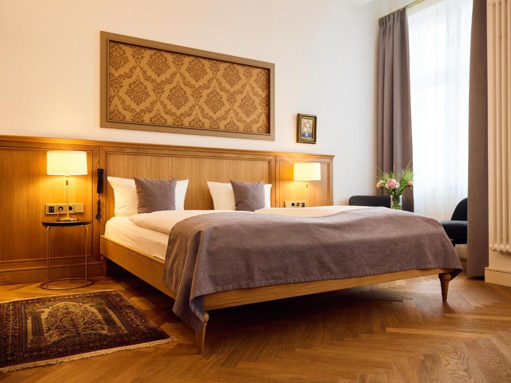 Hotel Lindenufer photo 1