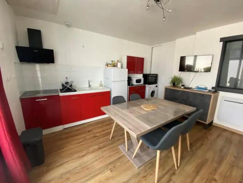Joli T2 dans une maison de village photo 1