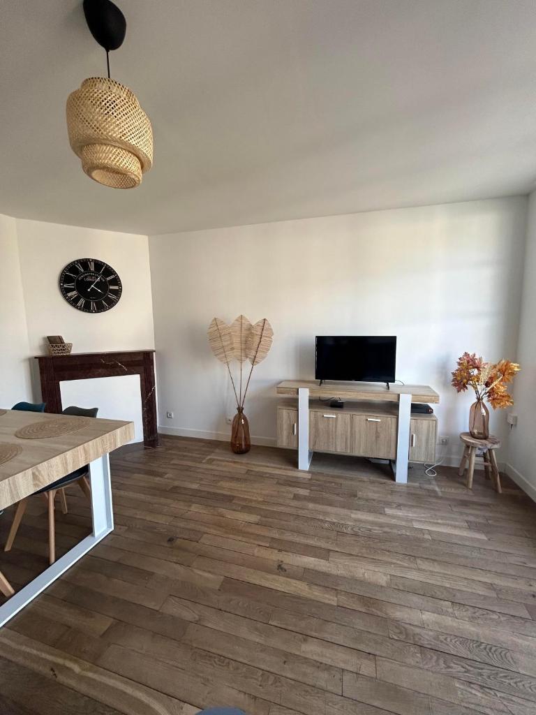 Appartement centre d Arcis photo 3