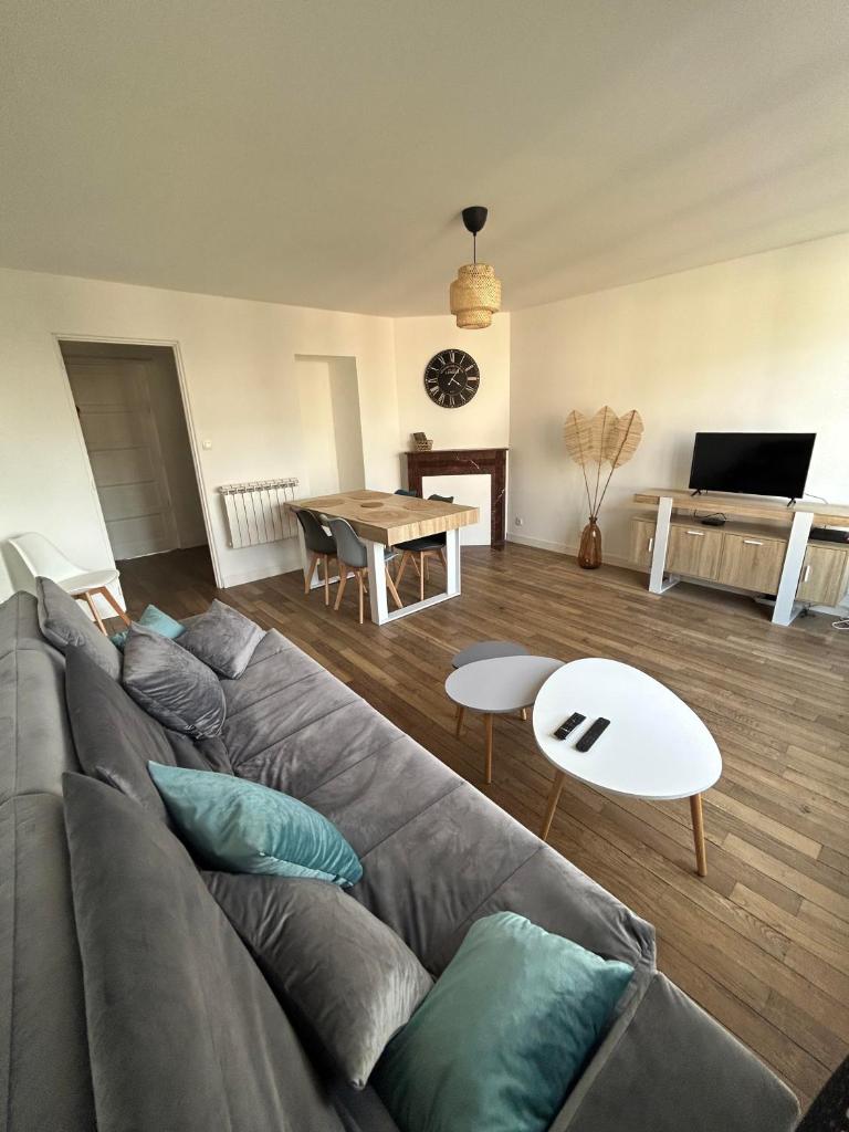 Appartement centre d Arcis photo 1