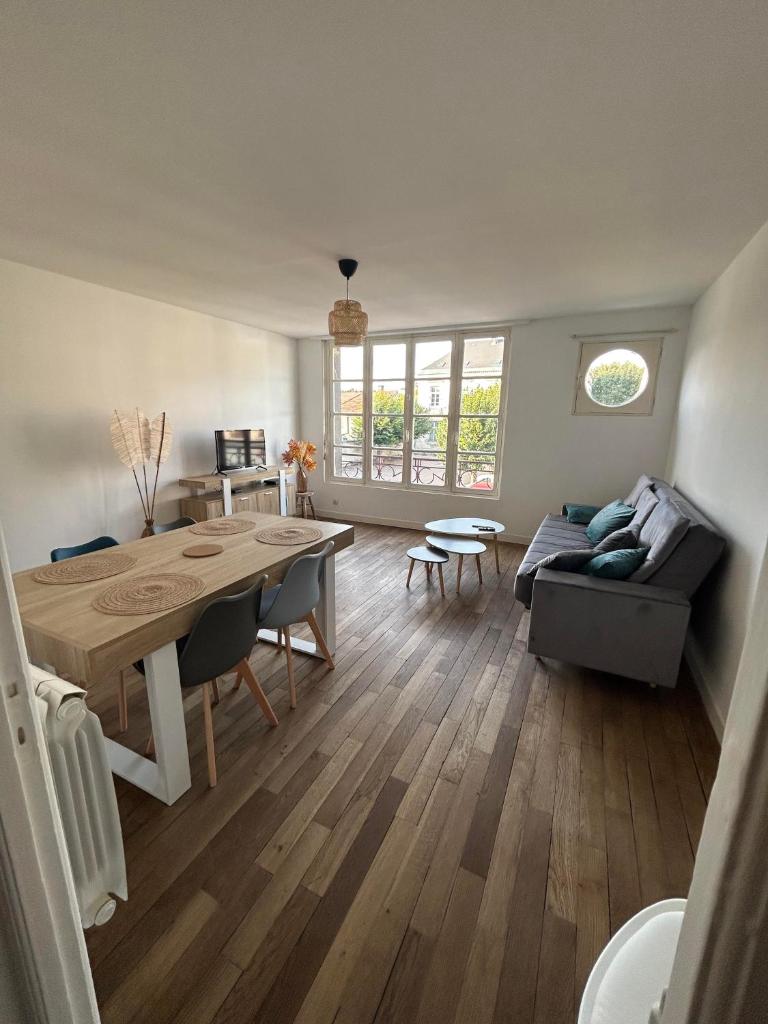 Appartement centre d Arcis photo 2