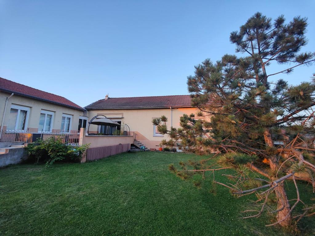 Villa Etrat photo 1