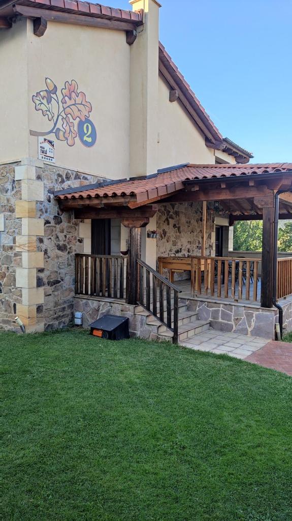 Los Robles II
