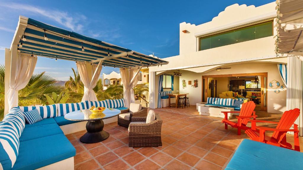 Casablanca Beachfront Villa in Pescadero photo 3