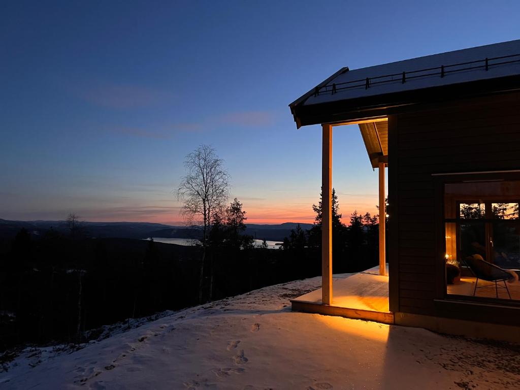 Polaren by Norgesbooking - cabin with amazing view photo 3