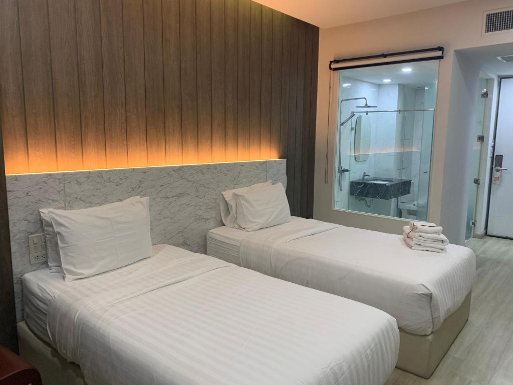Phurinda Residence photo 2