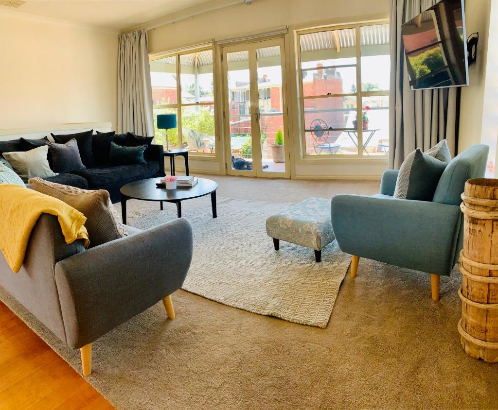 Luxury Inner City Townhouse photo 2