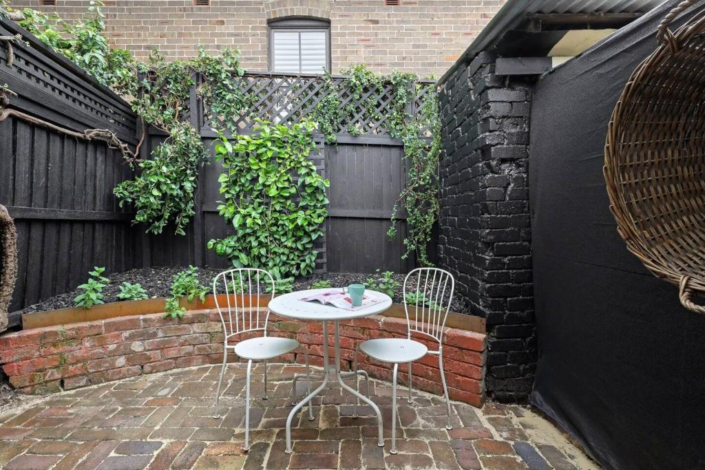 Character Terrace in Newtown's Prized Pocket