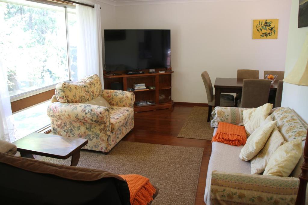 Azalea Cottage, Leura NSW Australia photo 1