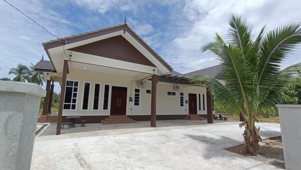 Tokiku Homestay Paka unit B