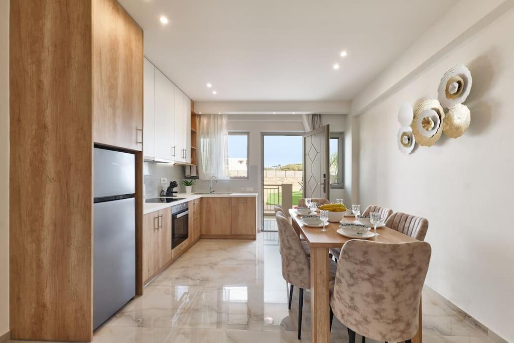New Crete apartment in Stavromenos Coast w/pool photo 1