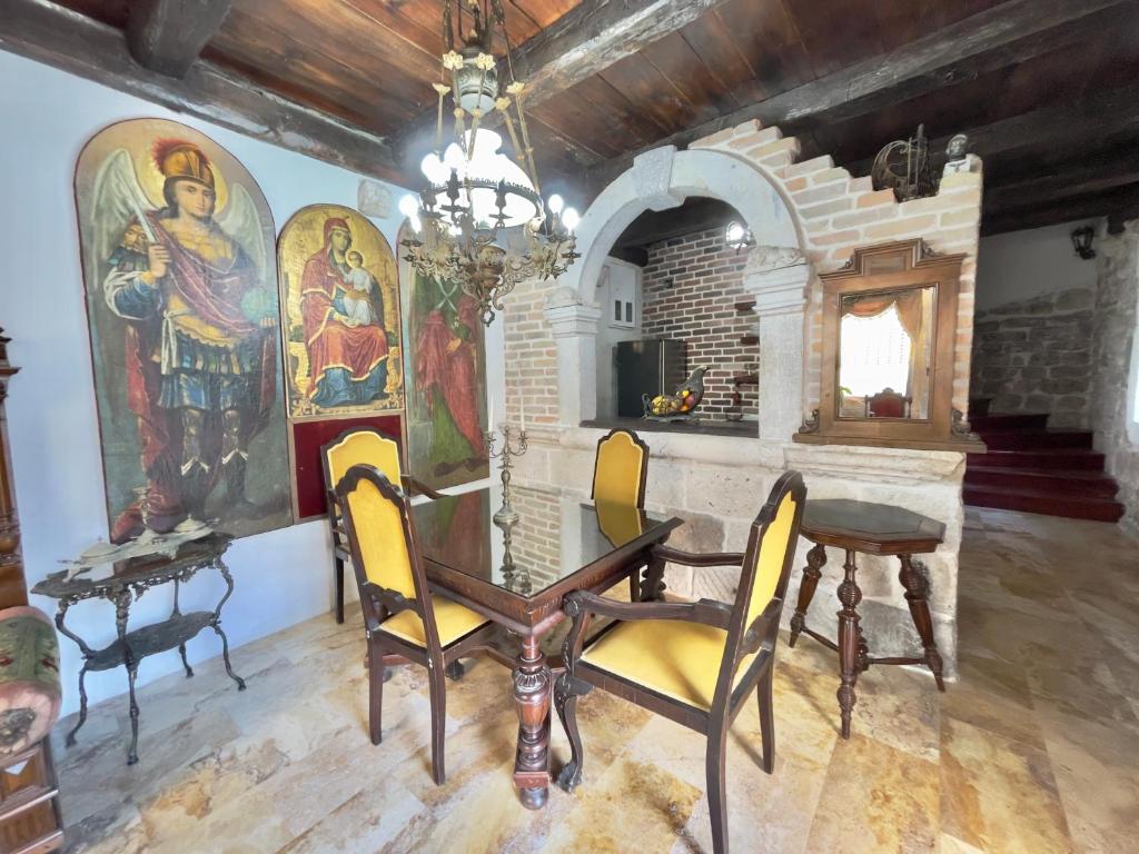 Palace Lukovic beachfront villa with private beach photo 2