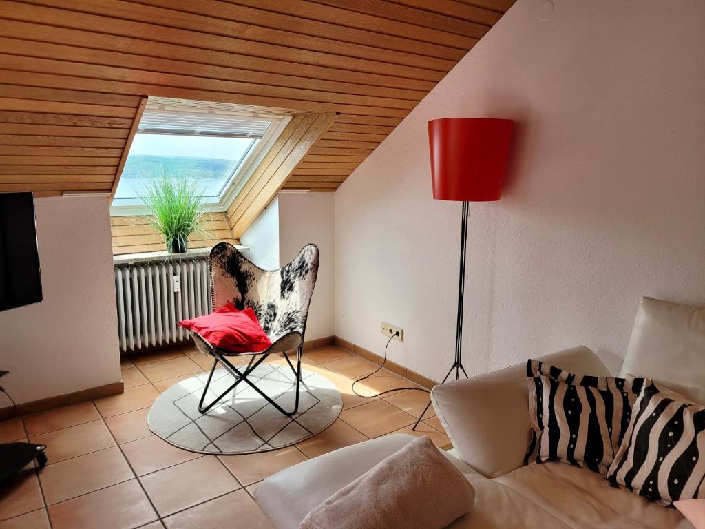Ferienwohnung mit Seeblick und Dachterrasse in Überlingen photo 2