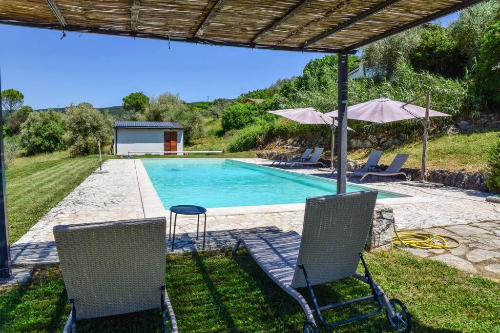 Villa with private pool, quiet and panoramic view photo 1