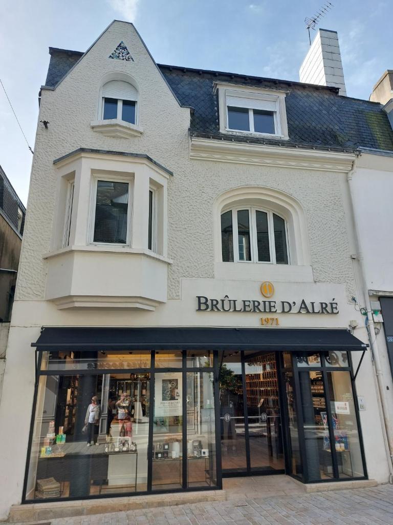Appartement moderne atypique photo 4