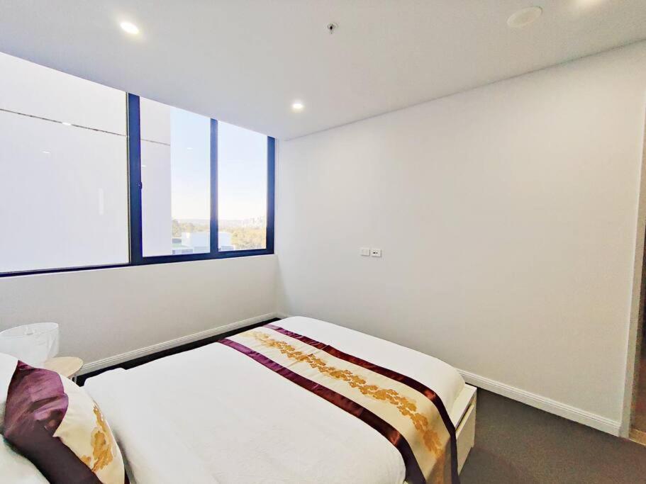 Sun-filled Apt w Stunning Open Views of Park&City photo 3